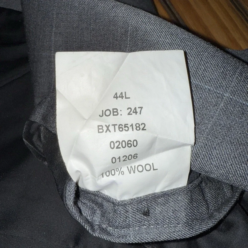 Jos A Bank Mens Suit 2 Piece Set Size 44L Jacket Blazer Pants 38x32 Wool Gray